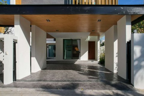 House in Chiang Mai, Thailand 4 bedrooms № 119971 - photo 6