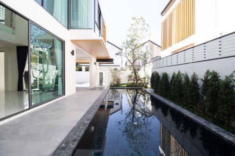 House in Chiang Mai, Thailand 4 bedrooms № 119971 - photo 26