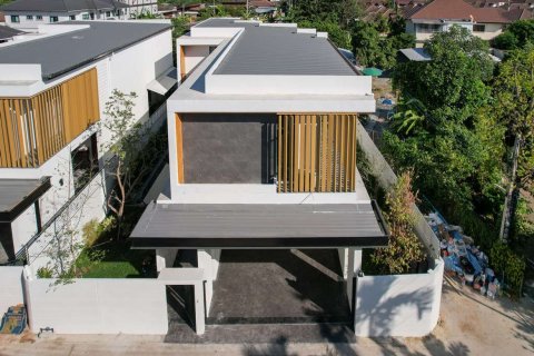 House in Chiang Mai, Thailand 4 bedrooms № 119971 - photo 1