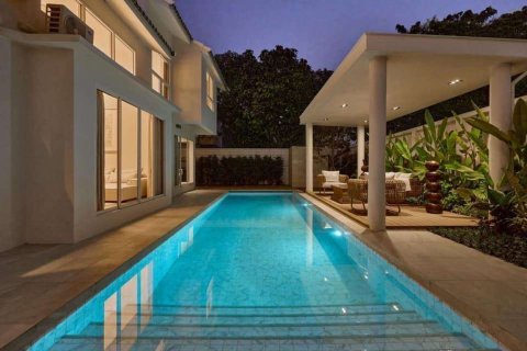 House in Chiang Mai, Thailand 4 bedrooms № 119961 - photo 2