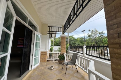 Villa in Chalong, Thailand 3 bedrooms № 118185 - photo 5