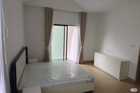 House in Pattaya, Thailand 4 bedrooms № 163311 - photo 8