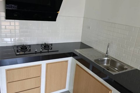 House in Pattaya, Thailand 4 bedrooms № 163311 - photo 13