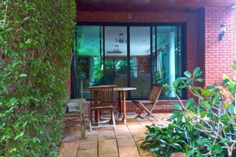 Villa in Khlong Sam Wa, Bangkok, Thailand 4 bedrooms № 160262 - photo 21
