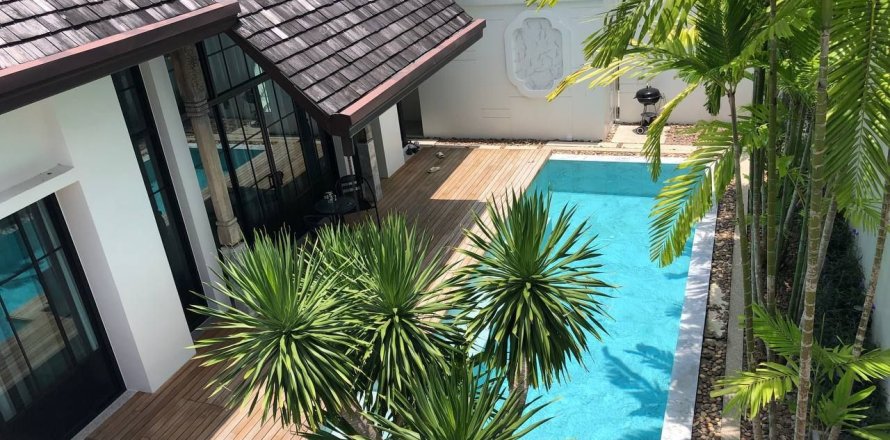 Villa in Phuket, Thailand 2 bedrooms № 168957
