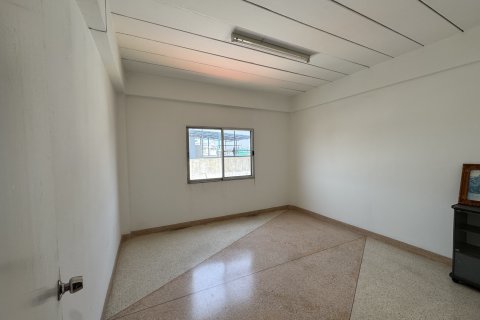 Townhouse in Thung Khru, Bangkok, Thailand 10 bedrooms № 168960 - photo 11