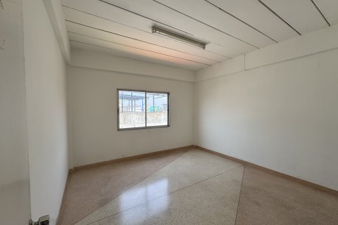 Townhouse in Thung Khru, Bangkok, Thailand 10 bedrooms № 168960 - photo 12