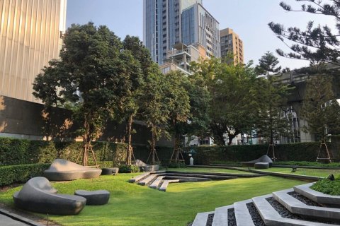 Condominio de 2 dormitorios en Bangkok, Tailandia № 233634 - foto 12