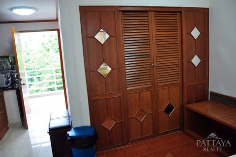 Studio dans le Condo sur Jomtien Beach, Pattaya, Thaïlande № 204059 - photo 11