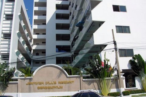 Condo in Pattaya, Thailand, 2 bedrooms  № 204055 - photo 6