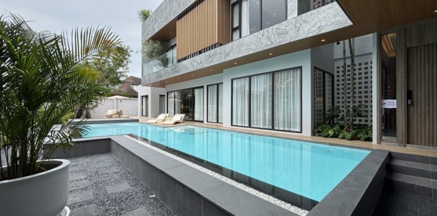 Дом в Паттайе, Таиланд с 4 спальнями  № 146582