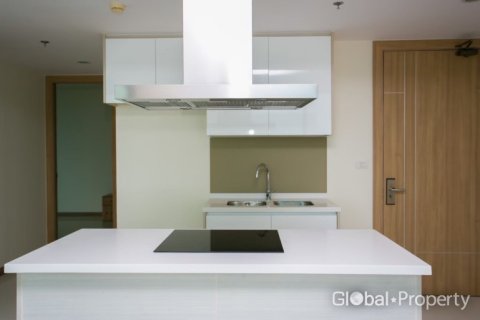 Condo in Pattaya, Thailand, 2 bedrooms  № 146583 - photo 29