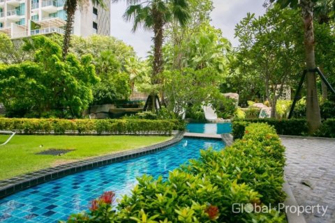 Condo in Pattaya, Thailand, 2 bedrooms  № 146583 - photo 10