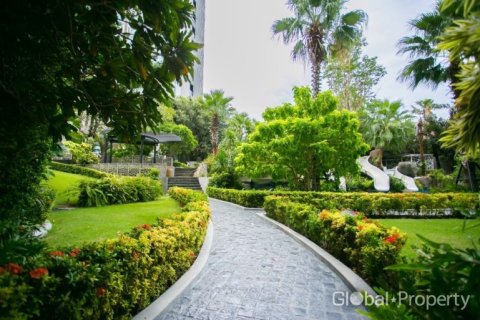 Condo in Pattaya, Thailand, 2 bedrooms  № 146583 - photo 16