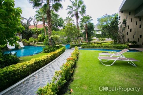 Condo in Pattaya, Thailand, 2 bedrooms  № 146583 - photo 9