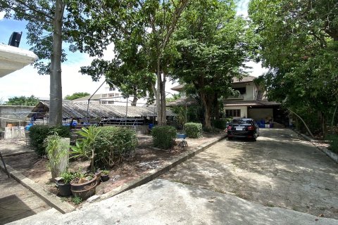 House in Nong Khaem, Bangkok, Thailand 3 bedrooms № 147975 - photo 4
