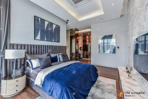 House in Bangkok, Thailand 4 bedrooms № 189351
