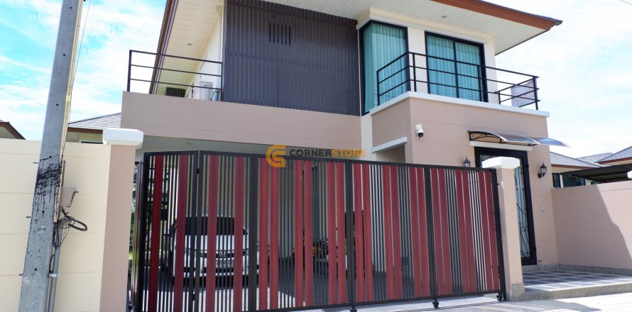 Studio in Pattaya, Thailand № 146521