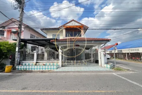 Townhouse à Bang Yai, Thaïlande 3 chambres № 160389 - photo 2