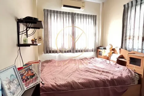 Townhouse à Bang Yai, Thaïlande 3 chambres № 160389 - photo 16