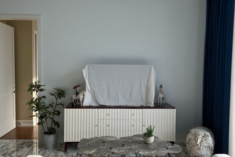 Condo in Bang Rak, Bangkok, Thailand, 2 bedrooms  № 160390 - photo 12