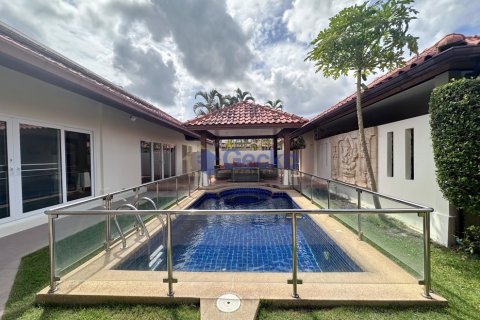 Maison à Pattaya, Thaïlande 4 chambres № 196516