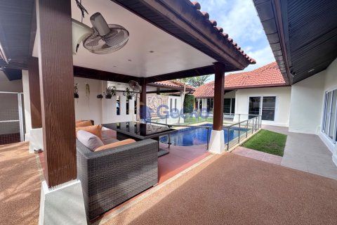 บ้านในพัทยา, ประเทศไทย 4 ห้องนอน № 196516 - รูปถ่าย 2