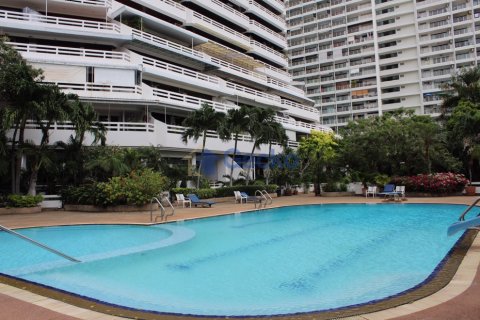 Condo in Pattaya, Thailand, 3 bedrooms № 196513 - photo 20