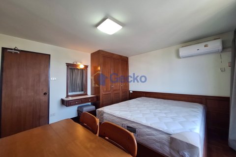 Condo in Pattaya, Thailand, 3 bedrooms № 196513 - photo 14