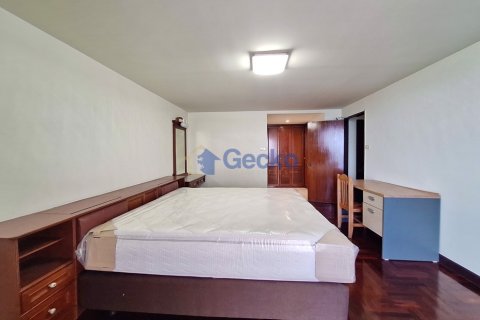 Condo in Pattaya, Thailand, 3 bedrooms № 196513 - photo 12