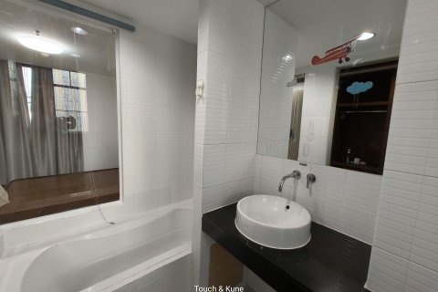 Condo à Chatuchak, Bangkok, Thaïlande, 2 chambres  № 137402 - photo 6
