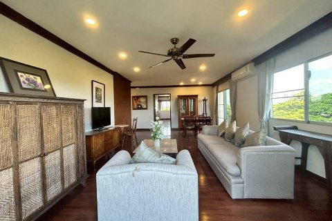 Кондоминиум с 3 спальнями в Чиангмае, Таиланд № 137401 - фото 3