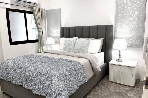 House in Phuket, Thailand 4 bedrooms № 137399 - photo 16