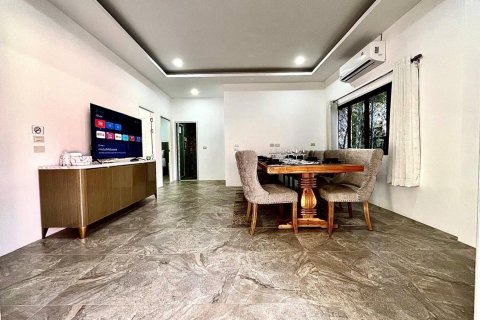 House in Phuket, Thailand 4 bedrooms № 137399 - photo 8