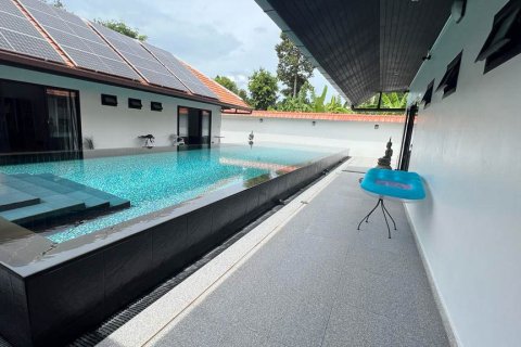 Villa in Ko Samui, Thailand 5 bedrooms № 180111 - photo 5