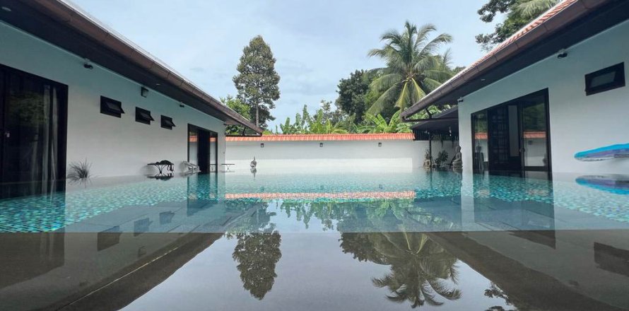 Villa in Ko Samui, Thailand 5 bedrooms № 180111