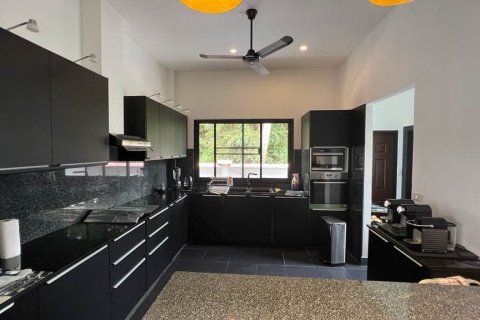 Villa in Ko Samui, Thailand 5 bedrooms № 180111 - photo 2