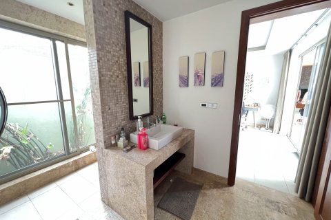 Villa in Ko Samui, Thailand 3 bedrooms № 180110 - photo 7