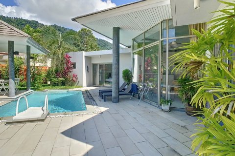 Villa in Ko Samui, Thailand 3 bedrooms № 180110 - photo 12
