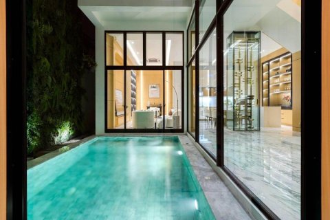 House in Bangkok, Thailand 4 bedrooms № 180929 - photo 19