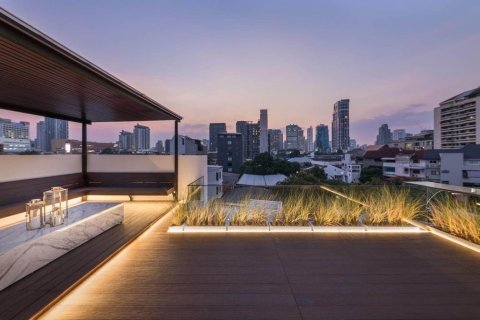 House in Bangkok, Thailand 4 bedrooms № 180929 - photo 25