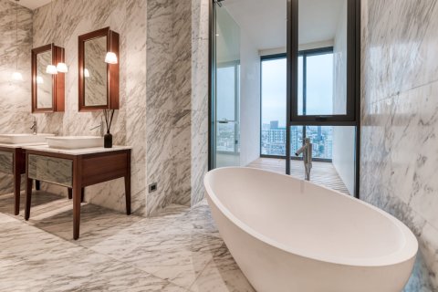 Condo à Bangkok, Thaïlande, 3 chambres  № 180931 - photo 10