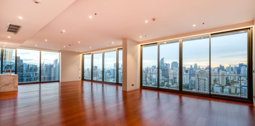 Condo à Bangkok, Thaïlande, 3 chambres  № 180931