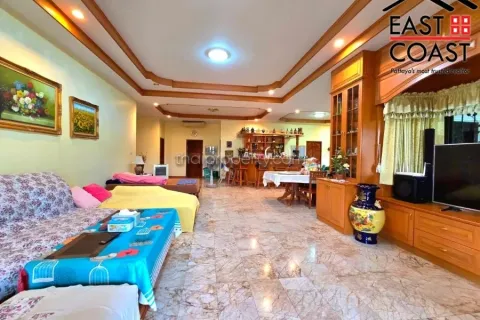 Casa de 3 dormitorios en Pattaya, Tailandia № 213515 - foto 14