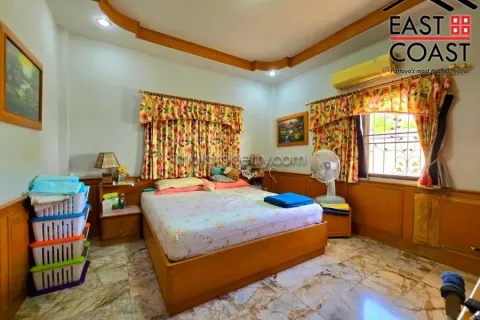 Casa de 3 dormitorios en Pattaya, Tailandia № 213515 - foto 27