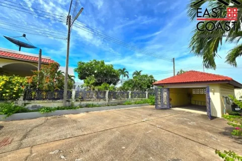 Casa de 3 dormitorios en Pattaya, Tailandia № 213515 - foto 3