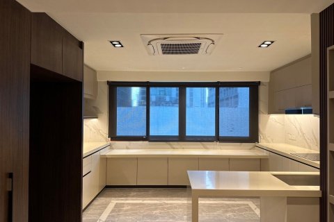 Кондоминиум с 4 спальнями в Патхум Ване, Бангкок, Таиланд № 163139 - фото 16