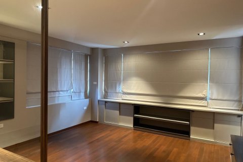 Кондоминиум с 4 спальнями в Патхум Ване, Бангкок, Таиланд № 163139 - фото 10