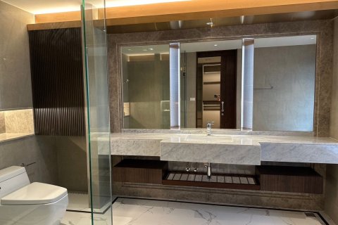 Кондоминиум с 4 спальнями в Патхум Ване, Бангкок, Таиланд № 163139 - фото 9