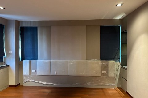 Кондоминиум с 4 спальнями в Патхум Ване, Бангкок, Таиланд № 163139 - фото 6